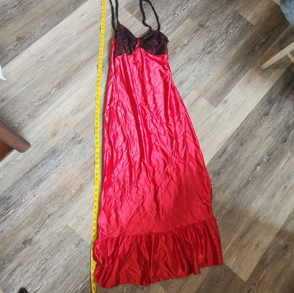 Pretty red vintage Darling night gown - Picture 12 of 12